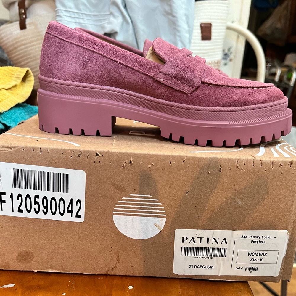 Patina chunky loafer size 6